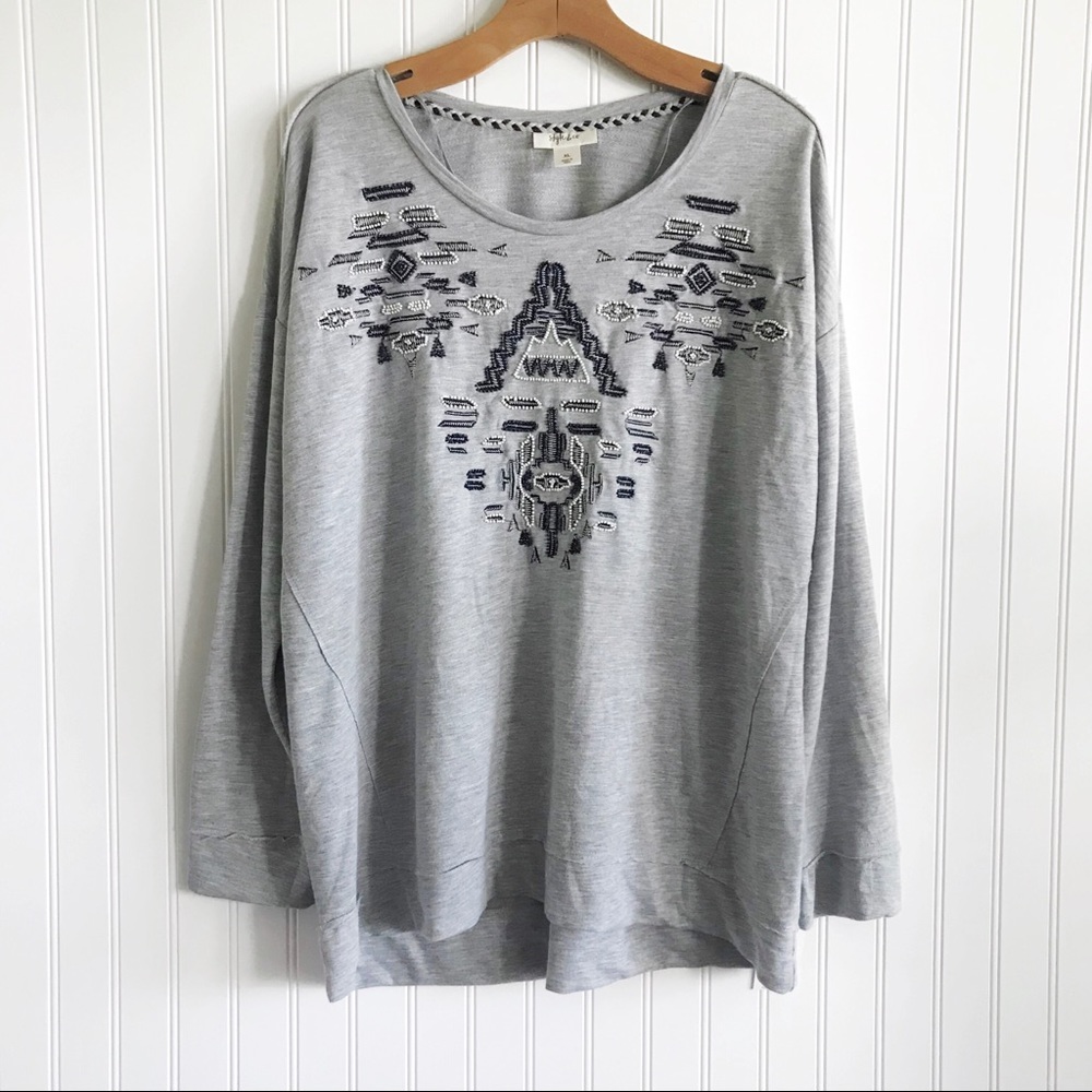 ⭐️ 3 for $25 Beaded Sweatshirt